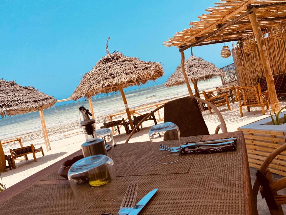 Helwas Zanzibar Beach Hotel Bwejuu Kültér fotó
