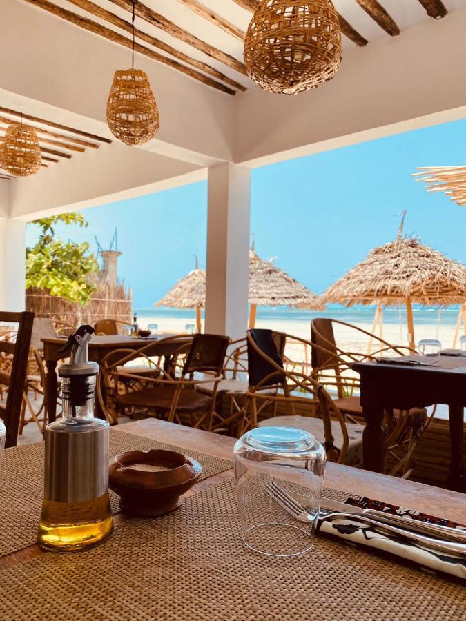 Helwas Zanzibar Beach Hotel Bwejuu Kültér fotó