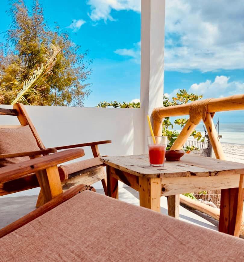 Helwas Zanzibar Beach Hotel Bwejuu Kültér fotó