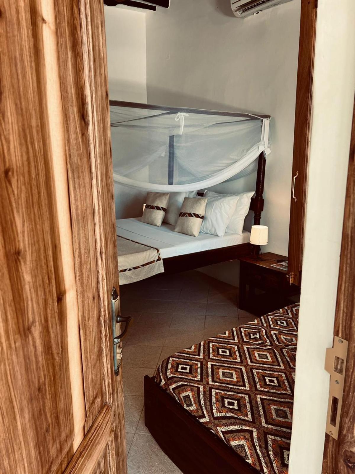 Helwas Zanzibar Beach Hotel Bwejuu Kültér fotó