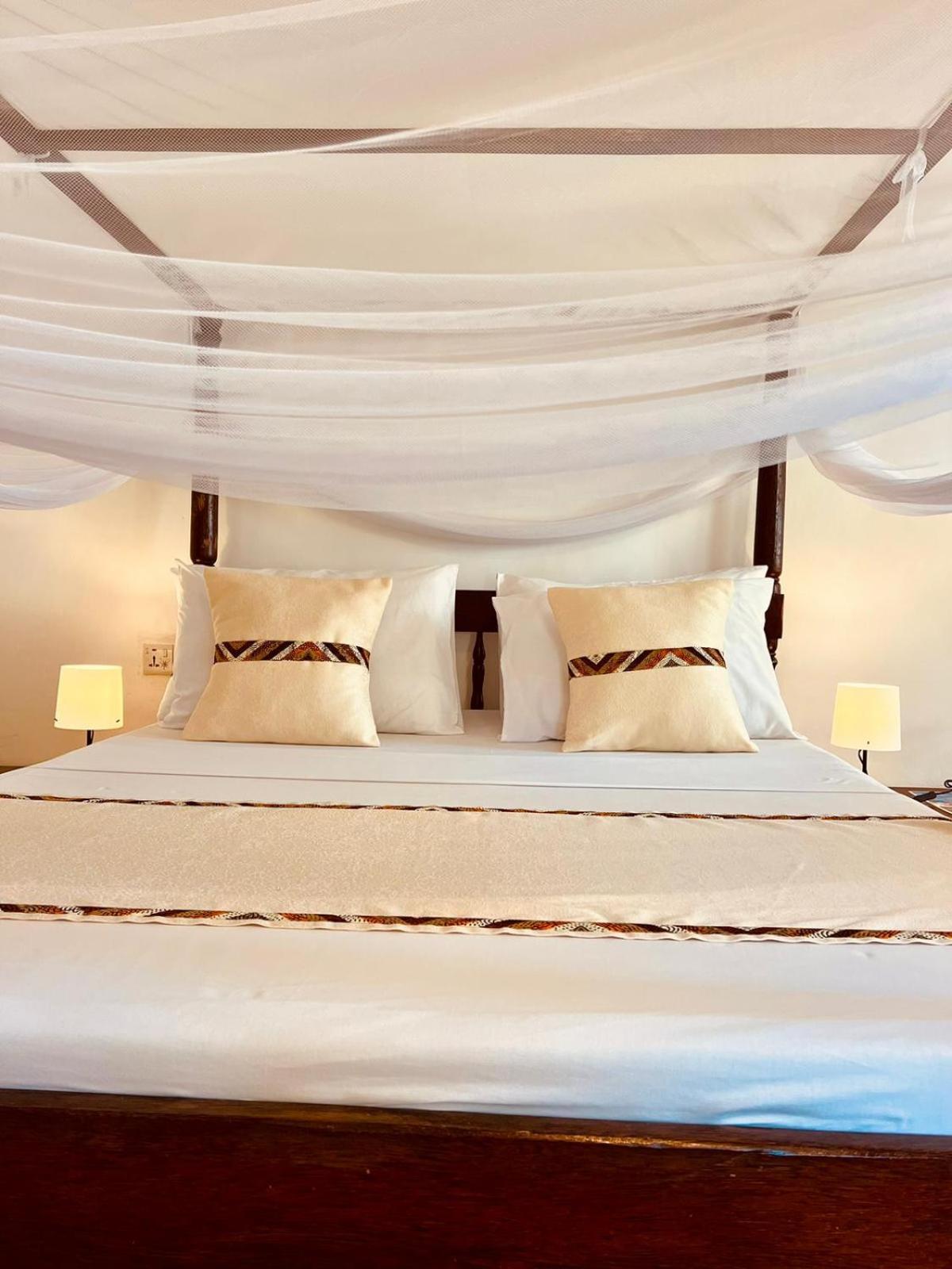 Helwas Zanzibar Beach Hotel Bwejuu Kültér fotó